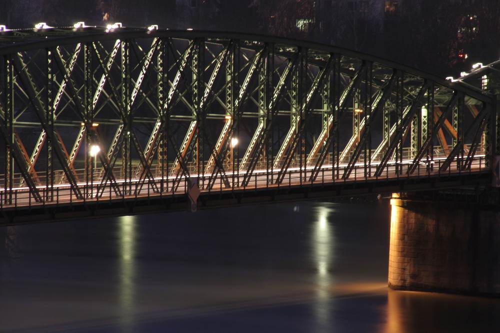 Linz - alte Eisenbahnbrücke