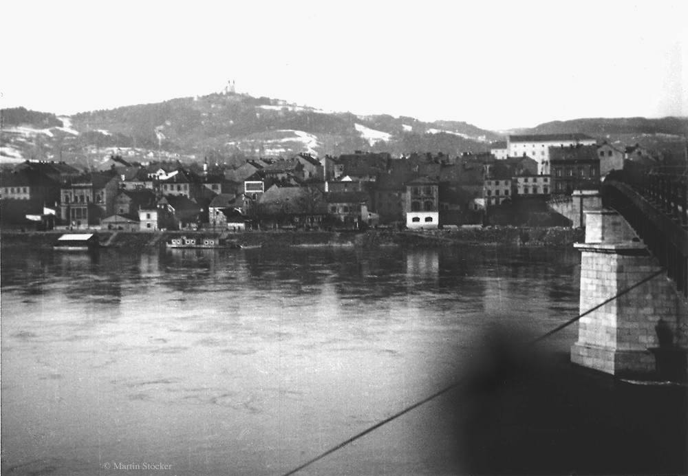 Linz, Blick auf Urfahr, April 1941