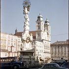 Linz mit Renault Dauphine 1957 Red Kodachrome