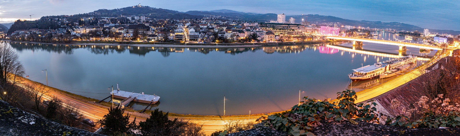 Linz-Teilpanorama 2019 klein