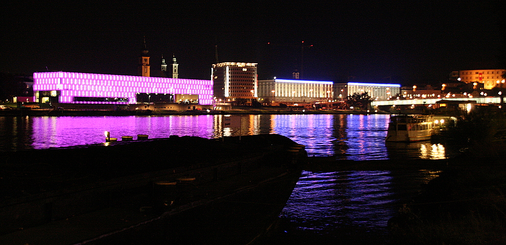 Linzer Donaulände@Night