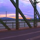 Linzer Eisenbahnbrücke und Voestbrücke in HDR