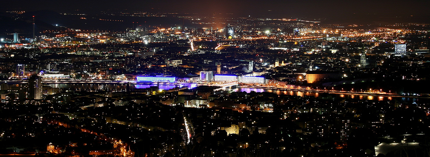 Linz@night Pano2