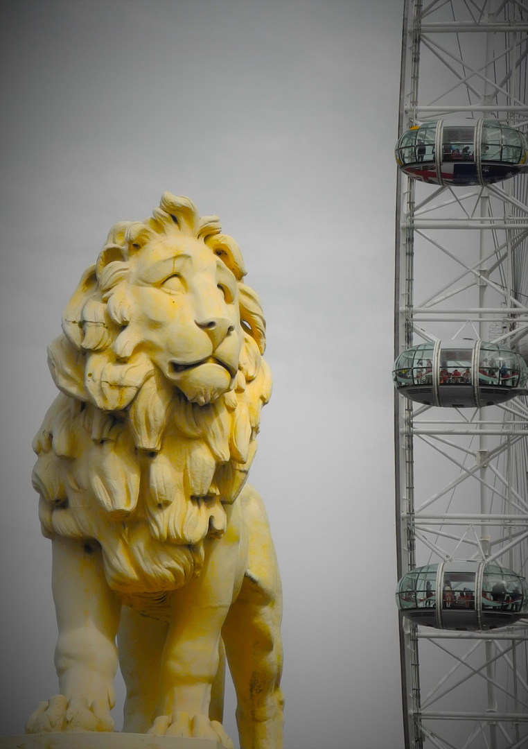 Lion and the London Eye