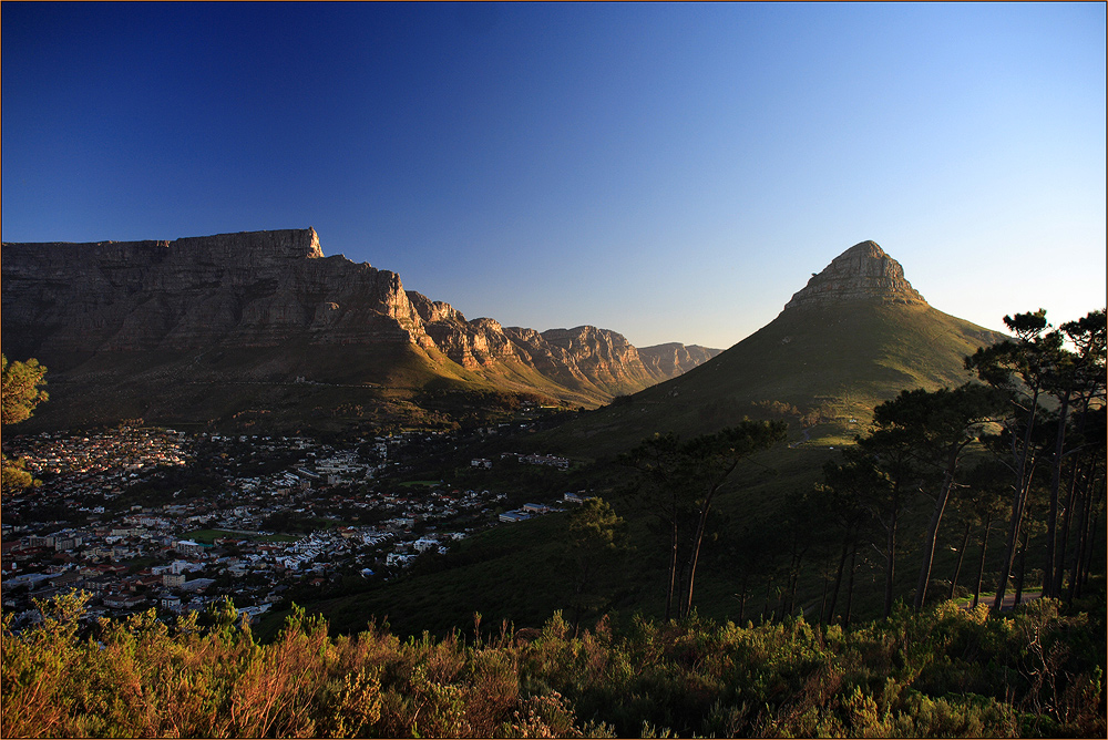 Lion's Head, die Apostel und der Tafelberg