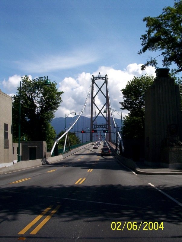 Lionsgate Bridge