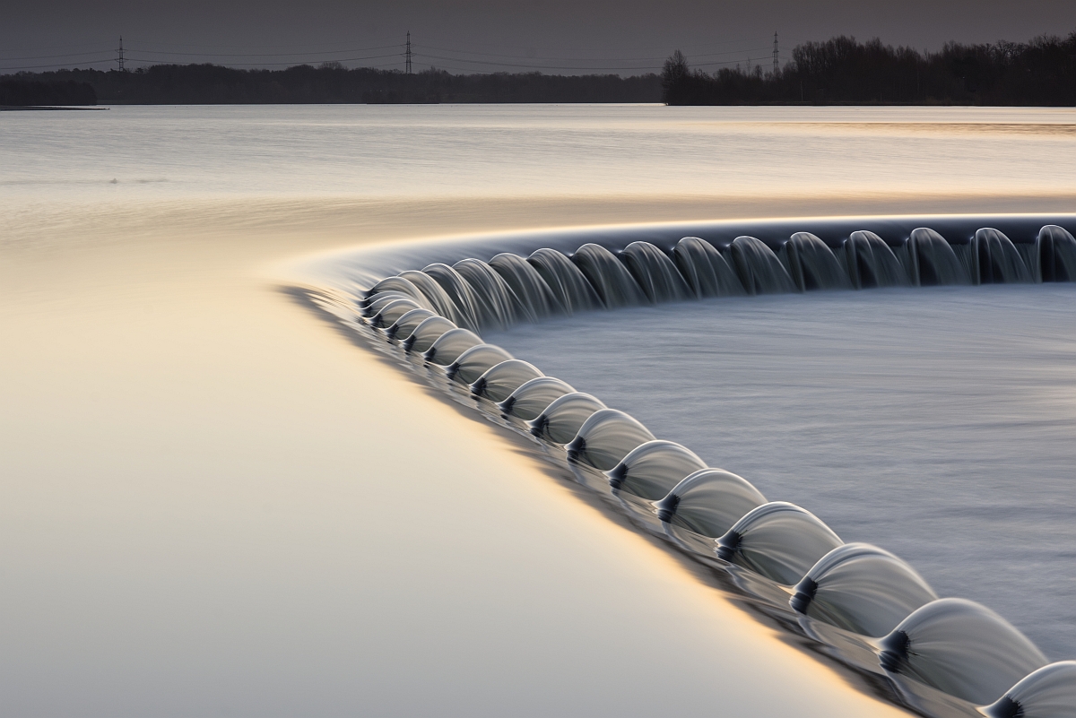 Lippesee Wehr Sonnenaufgang