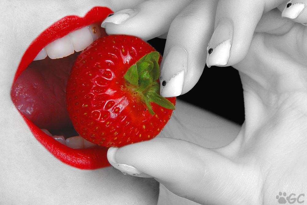 Lips & Strawberry