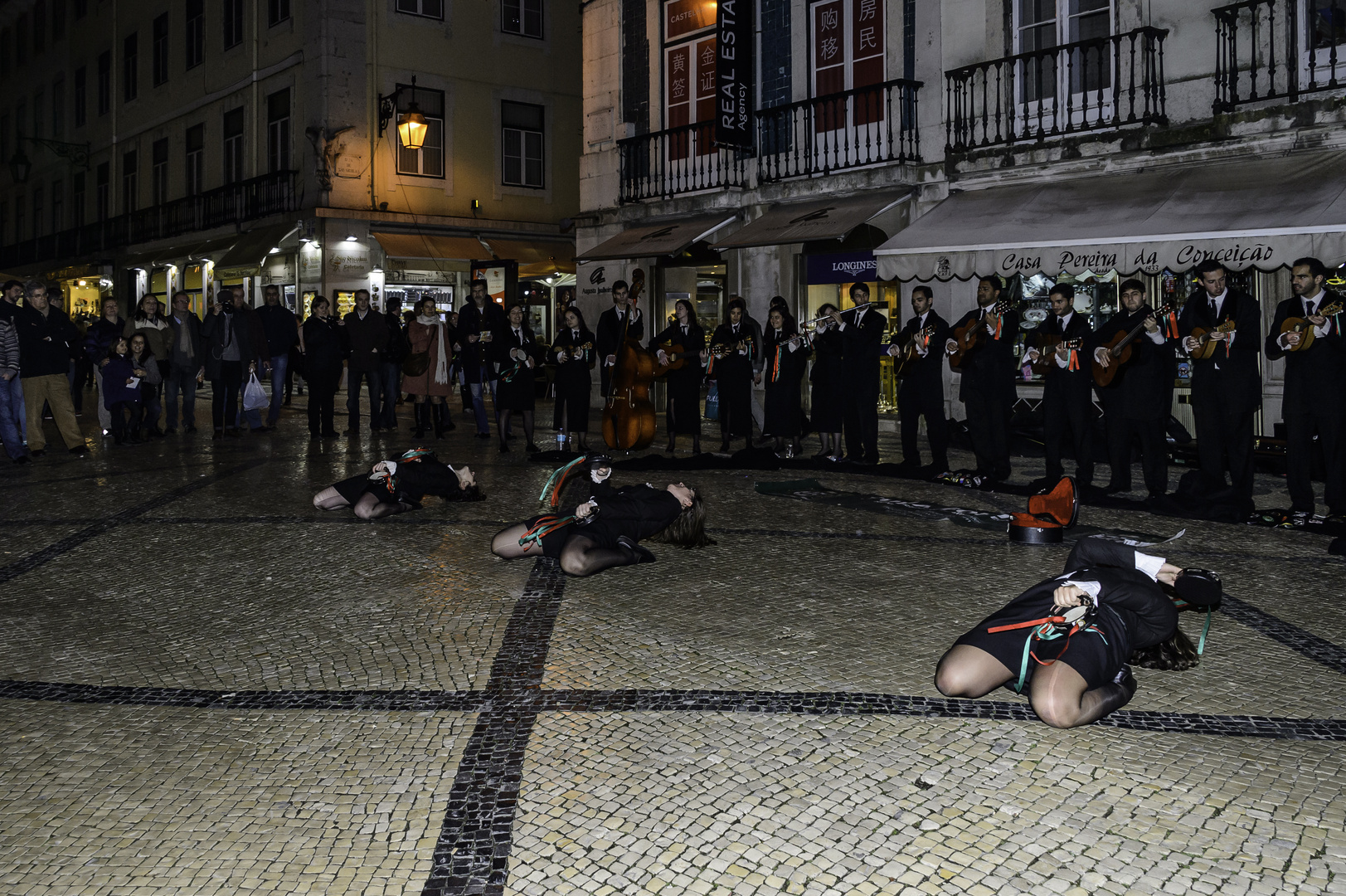 Lisboa by night - Folkloredarbietung