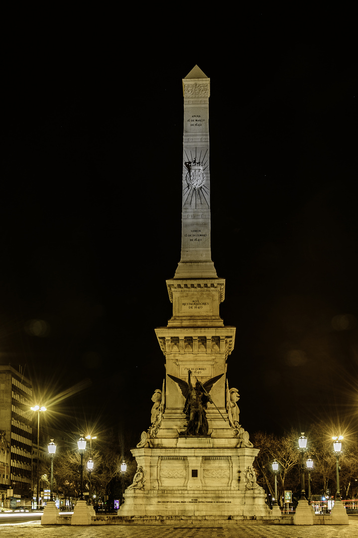 Lisboa by night - Praça dos Restauradores