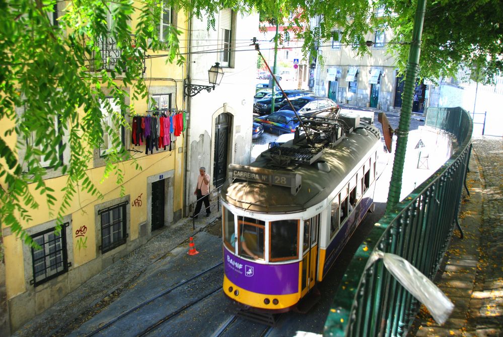 Lisboa: Carreira No 28