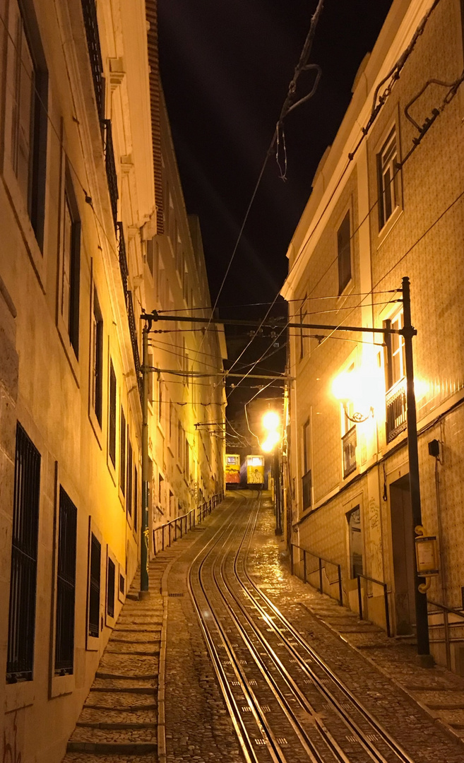 Lissabon bei Nacht