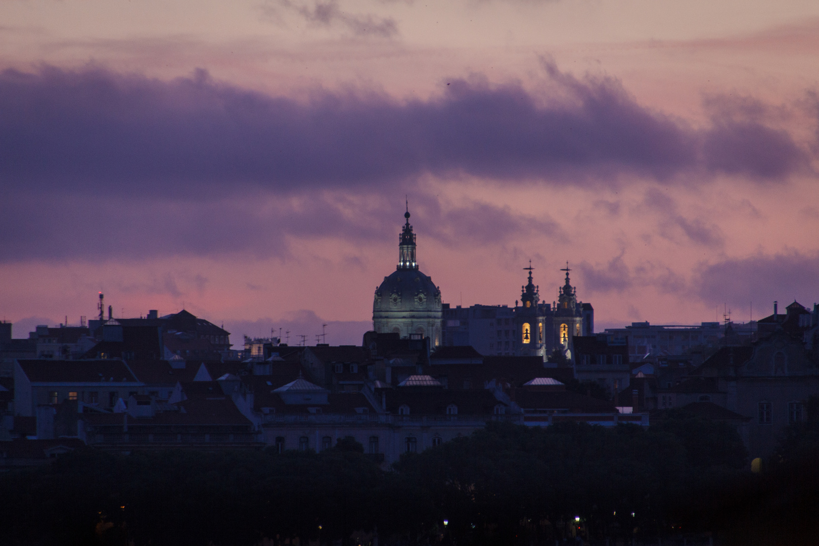 Lissabon bei Nacht