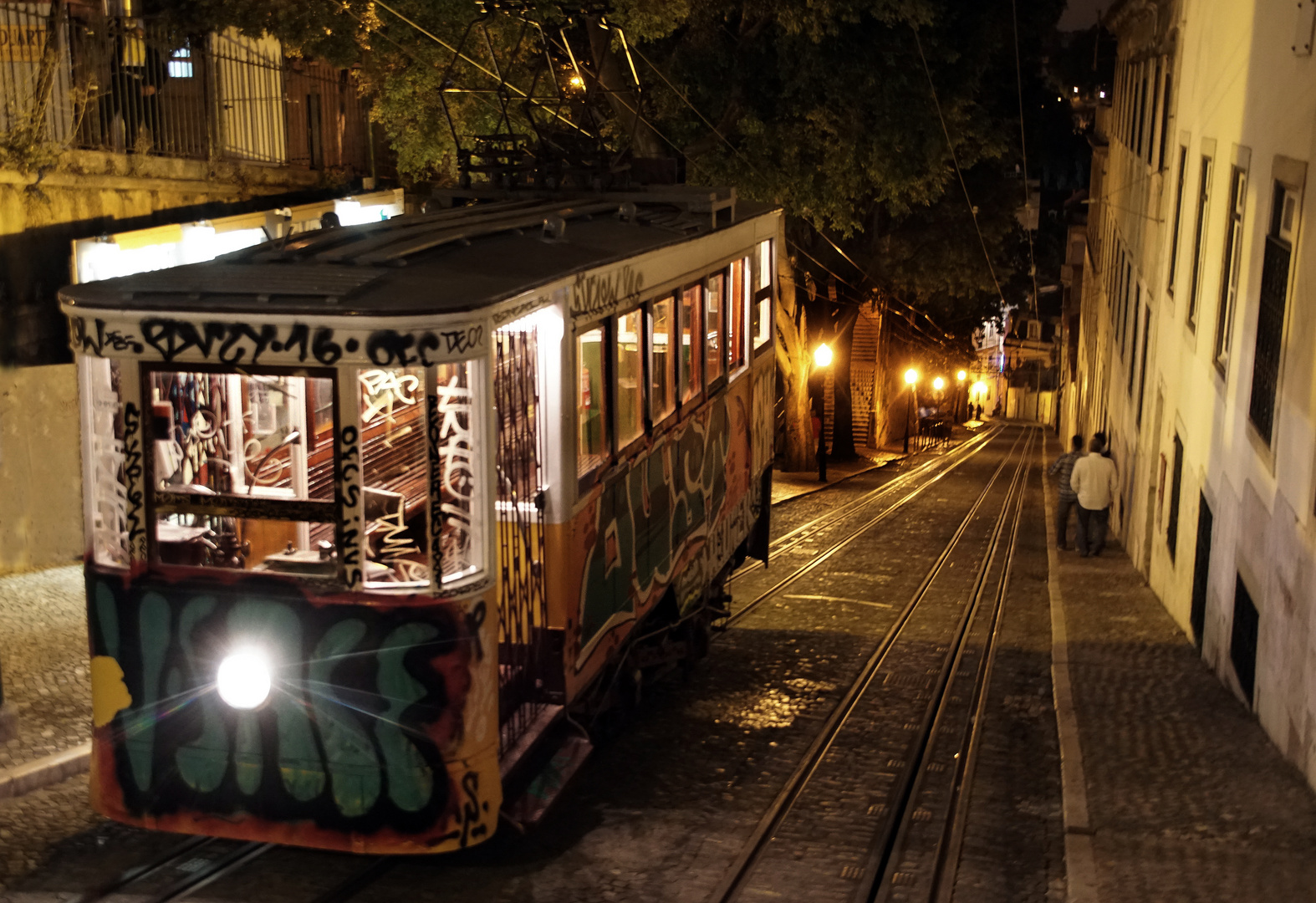 Lissabon bei Nacht