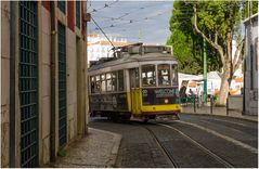 Lissabon, die berühmte alte Strassenbahn.....