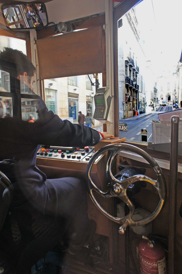 Lissabon, Straßenbahn, Pause zu Ende