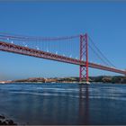 Lissabon, unter der Brücke 