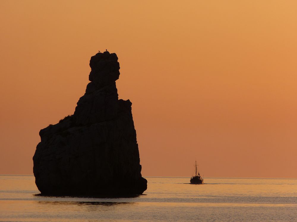 Little chat on the rocks von tabayba 