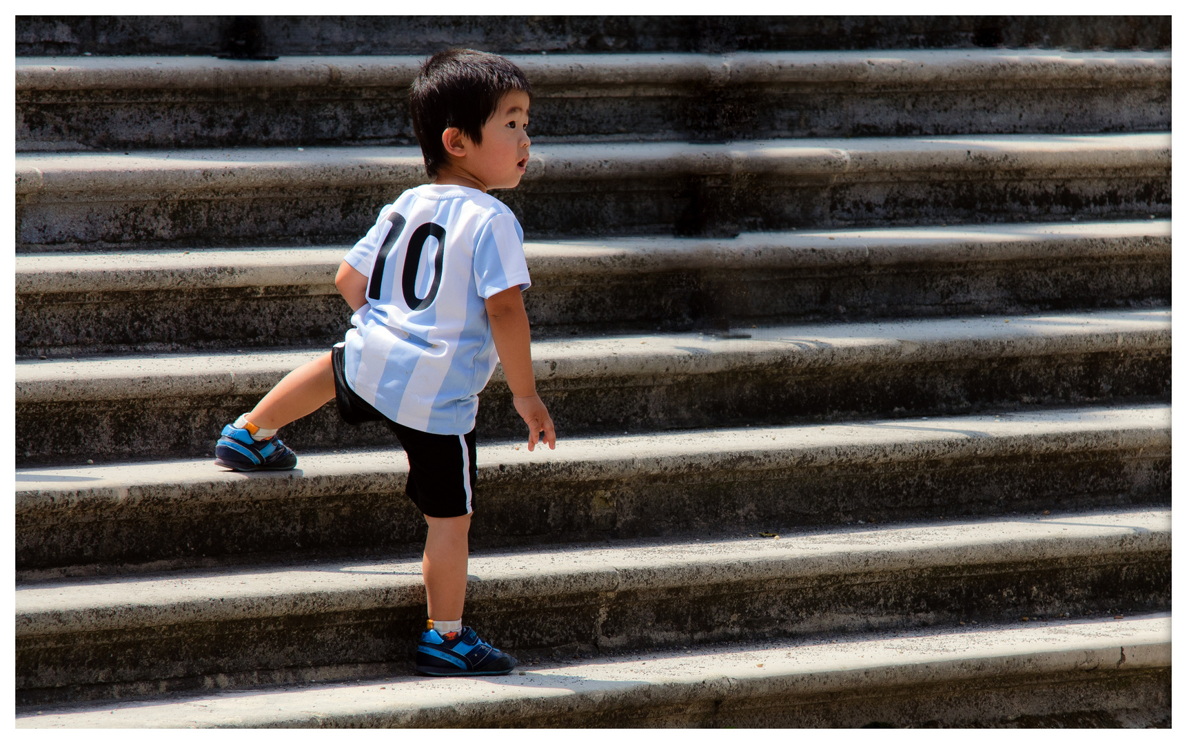 Little Chinese Maradona Fan