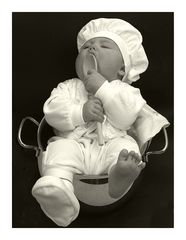 Little Cook in Pot