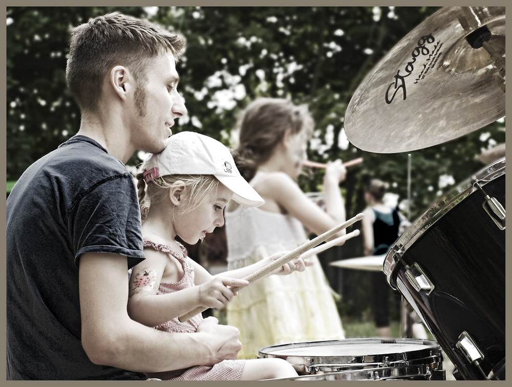 Little Drummer Queen