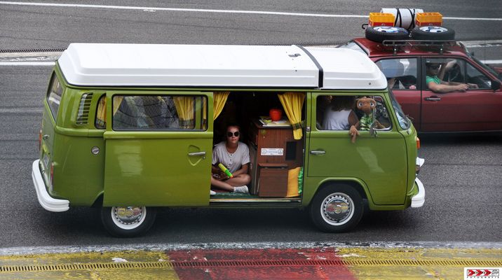 little ET is watching you !!!