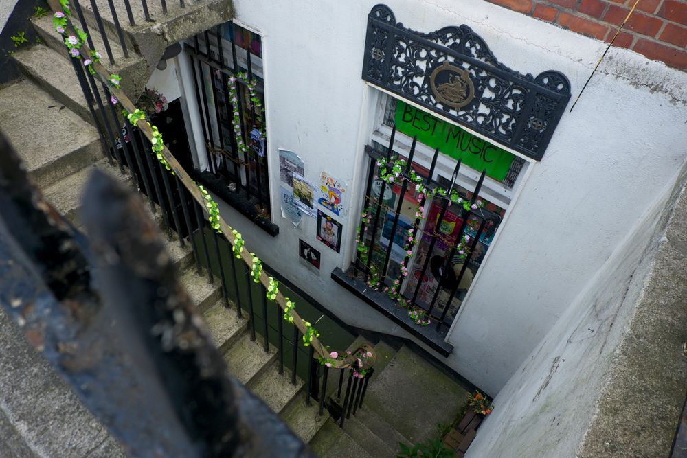 Little Gem - the smallest Record-store in Dublin