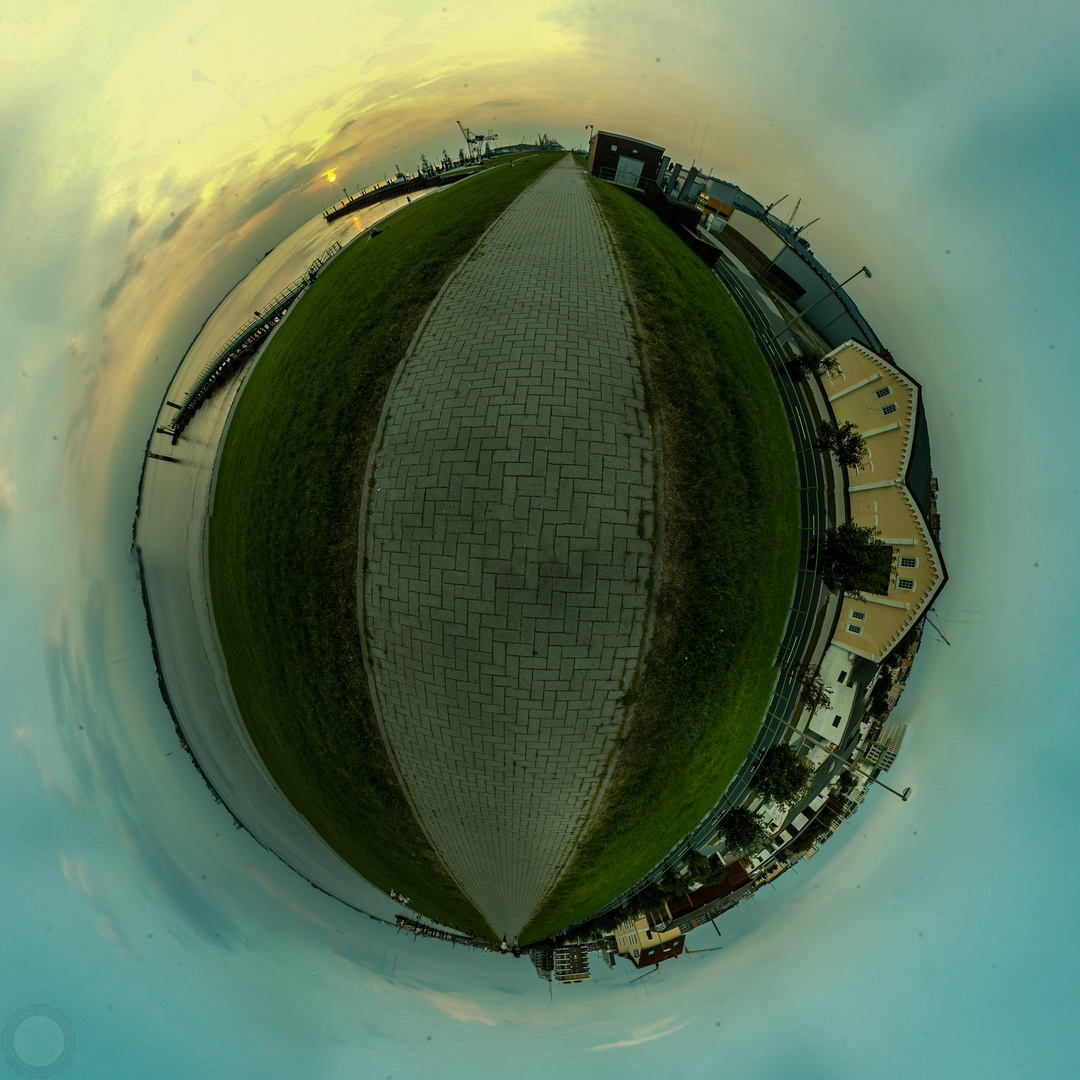 Little Planet Bremerhaven teil2