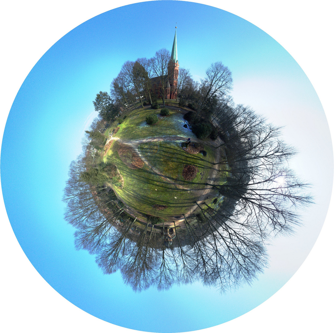 Little Planet - Erlöserkirche Hamburg Lohbrügge