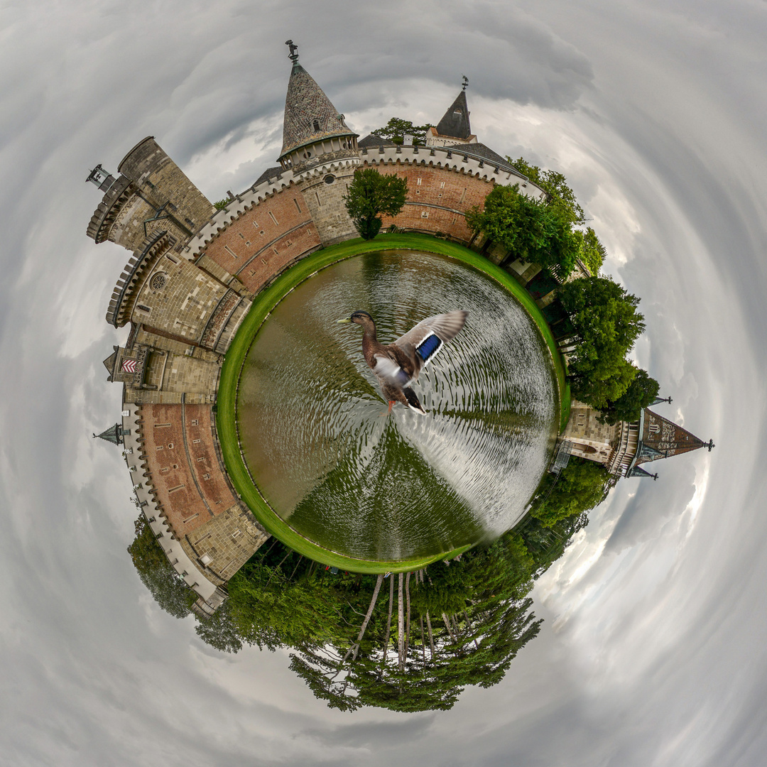 Little Planet Franzensburg