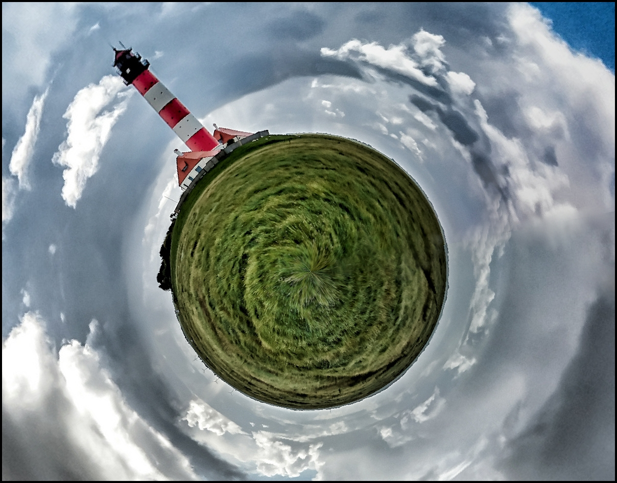 Little Planet mit Leuchtturm