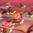 little sweet rose cake