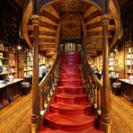 Livraria Lello, unten