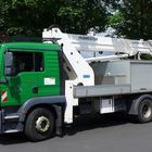 LKW mit Hebebühne