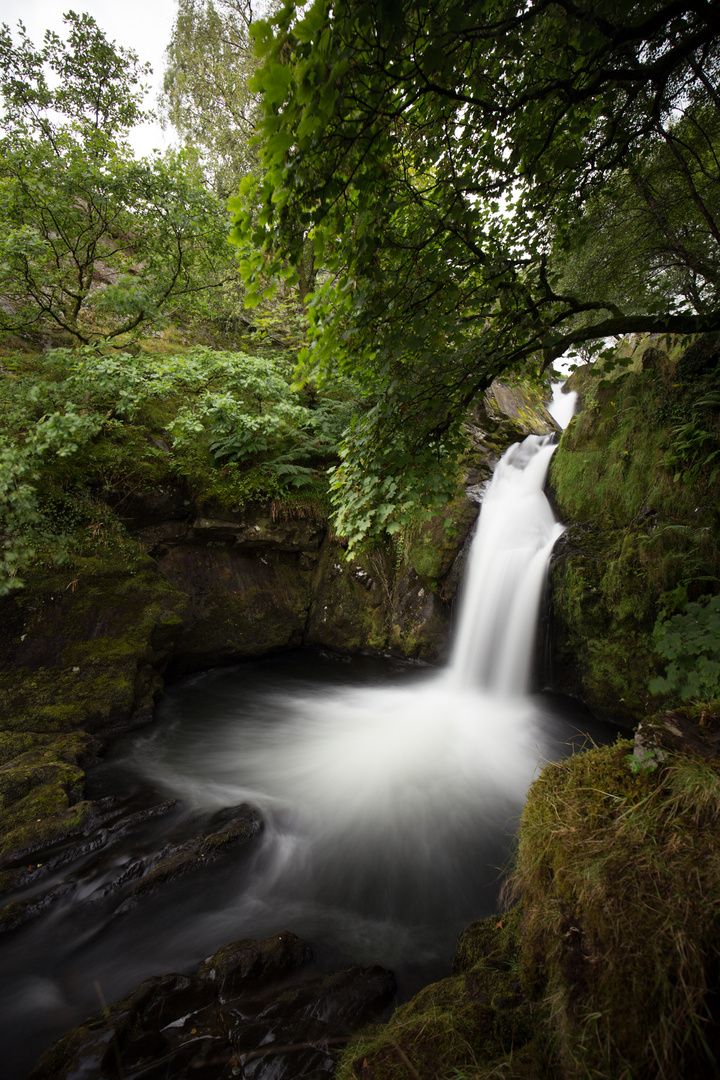 Llanberies Waterfall