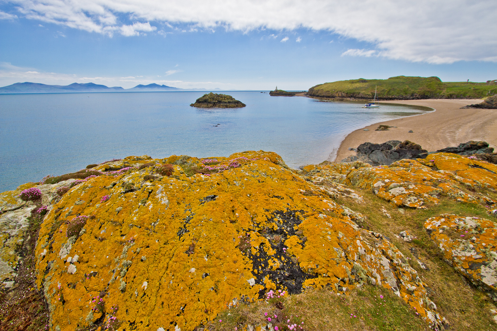 Llanddwyn beach