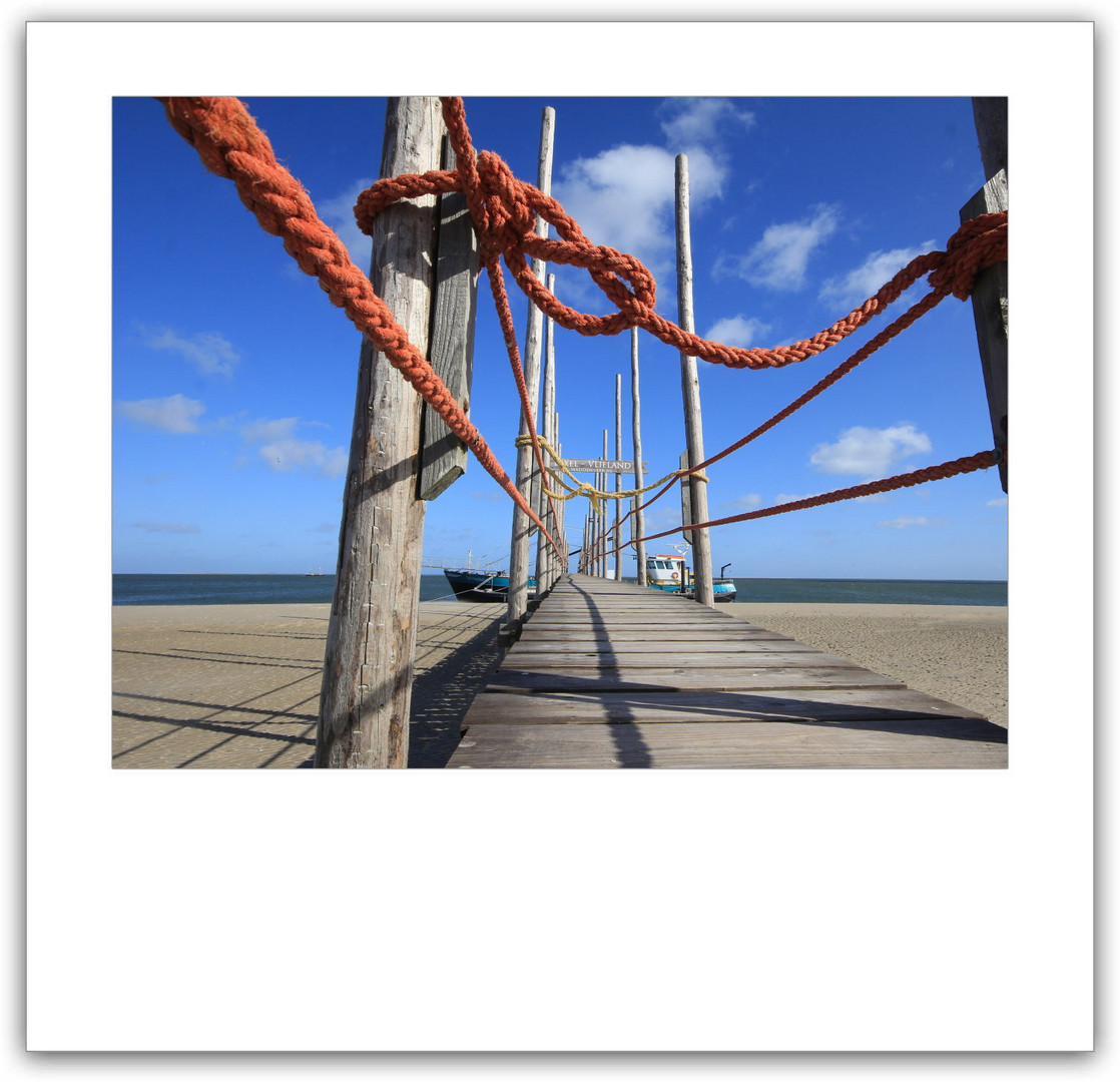 llandungsbrücke.....der etwas anderen art....................