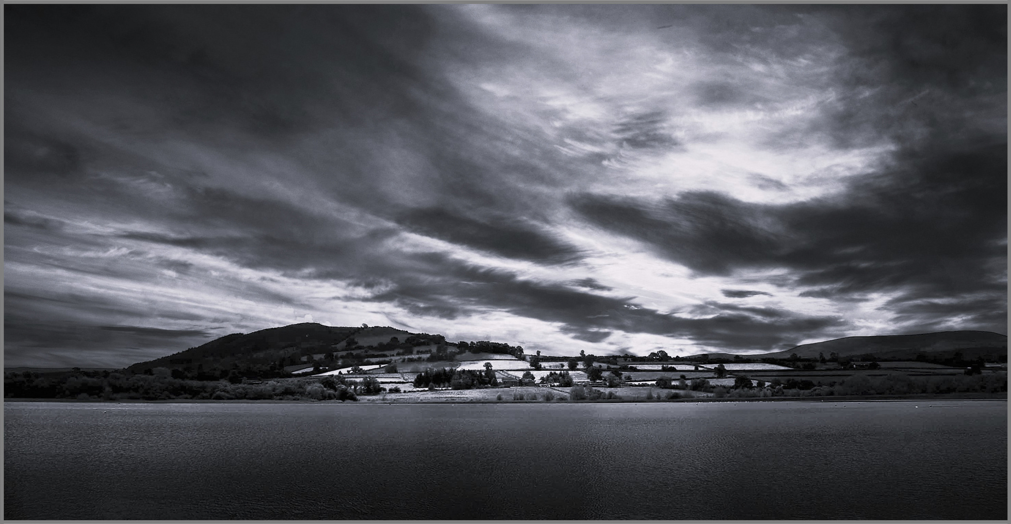 LLANGORSE LAKE. WALES.