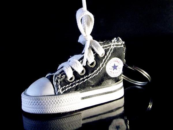 Llavero Converse 