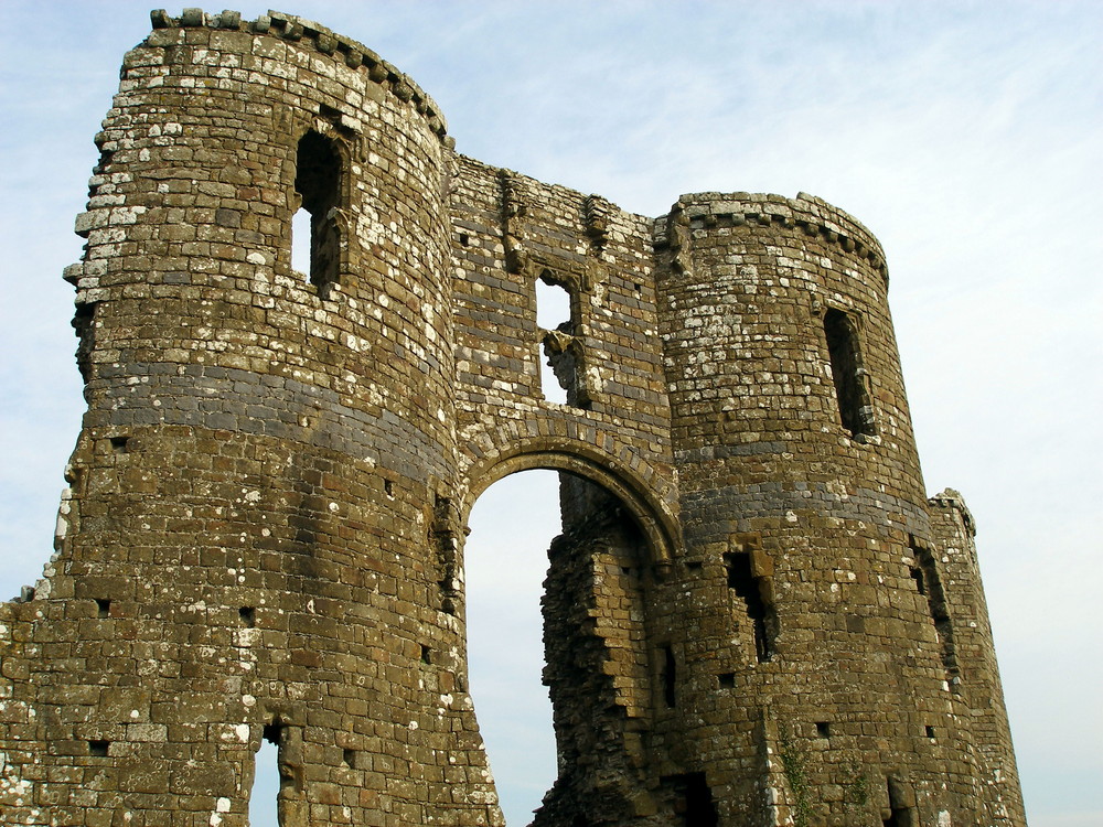 Llawhaden Castle