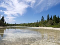 L'ïle des Pins - Bras de mer menant à la "piscine naturelle"