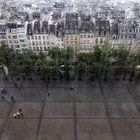 Llueve sobre París (para Alfredo Yañez)