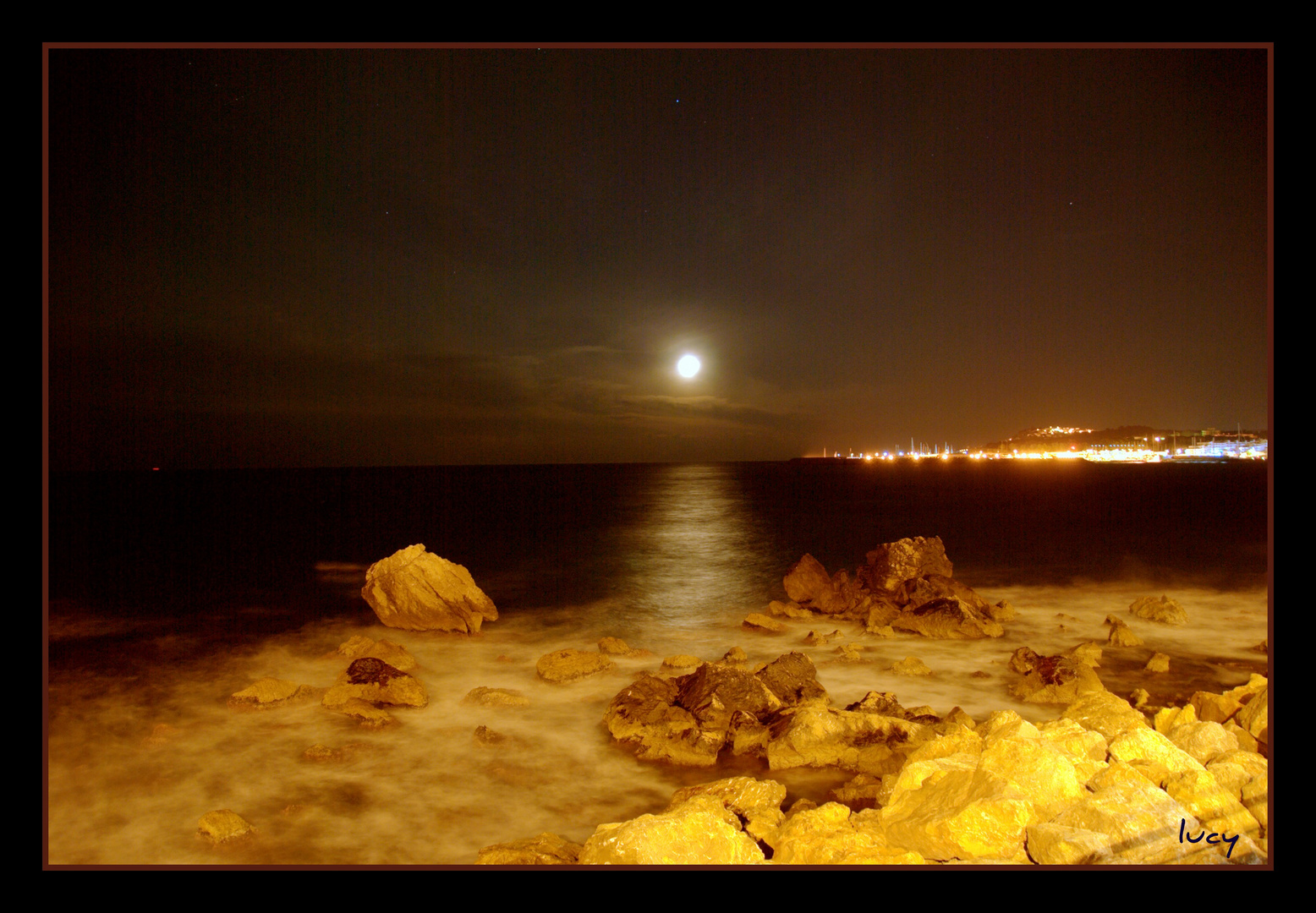 lluna sobre el mar