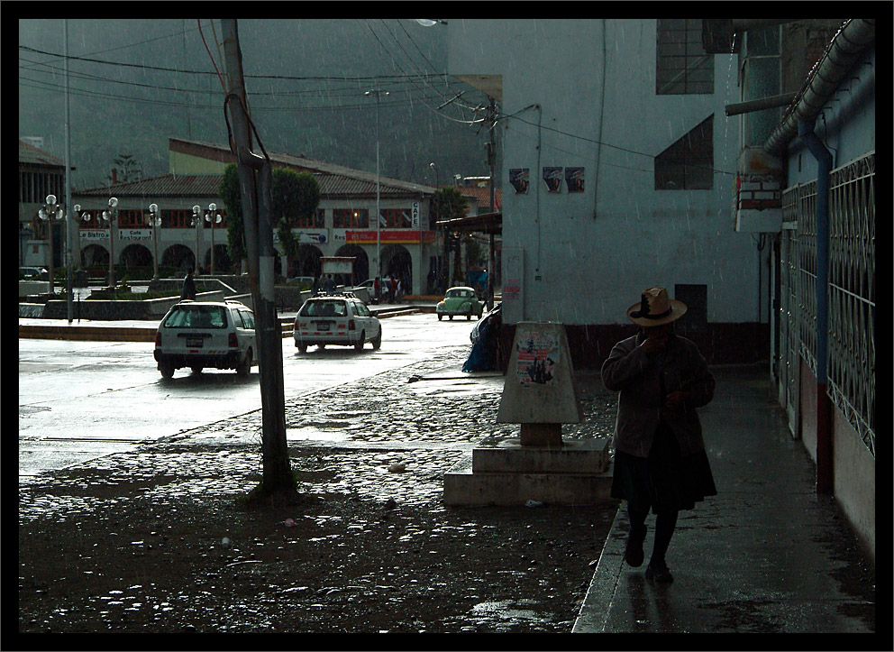 - LLUVIA -