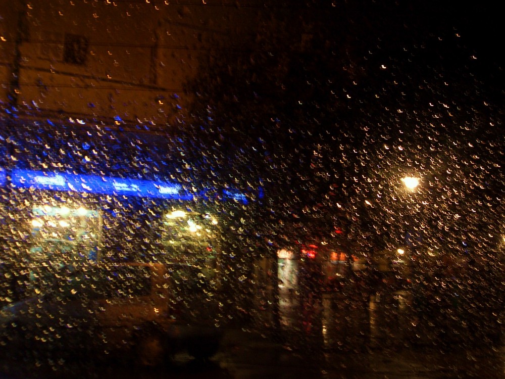 LLUVIA DE LUCES