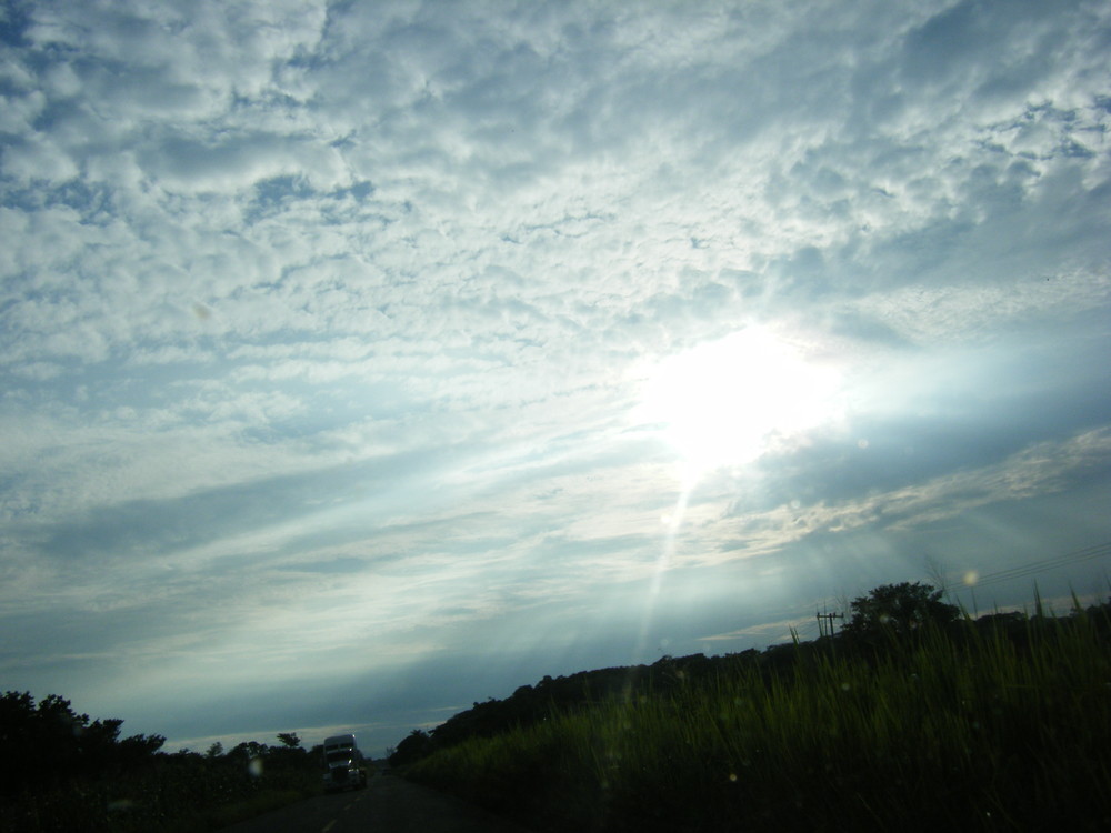 LLUVIA DE LUZ