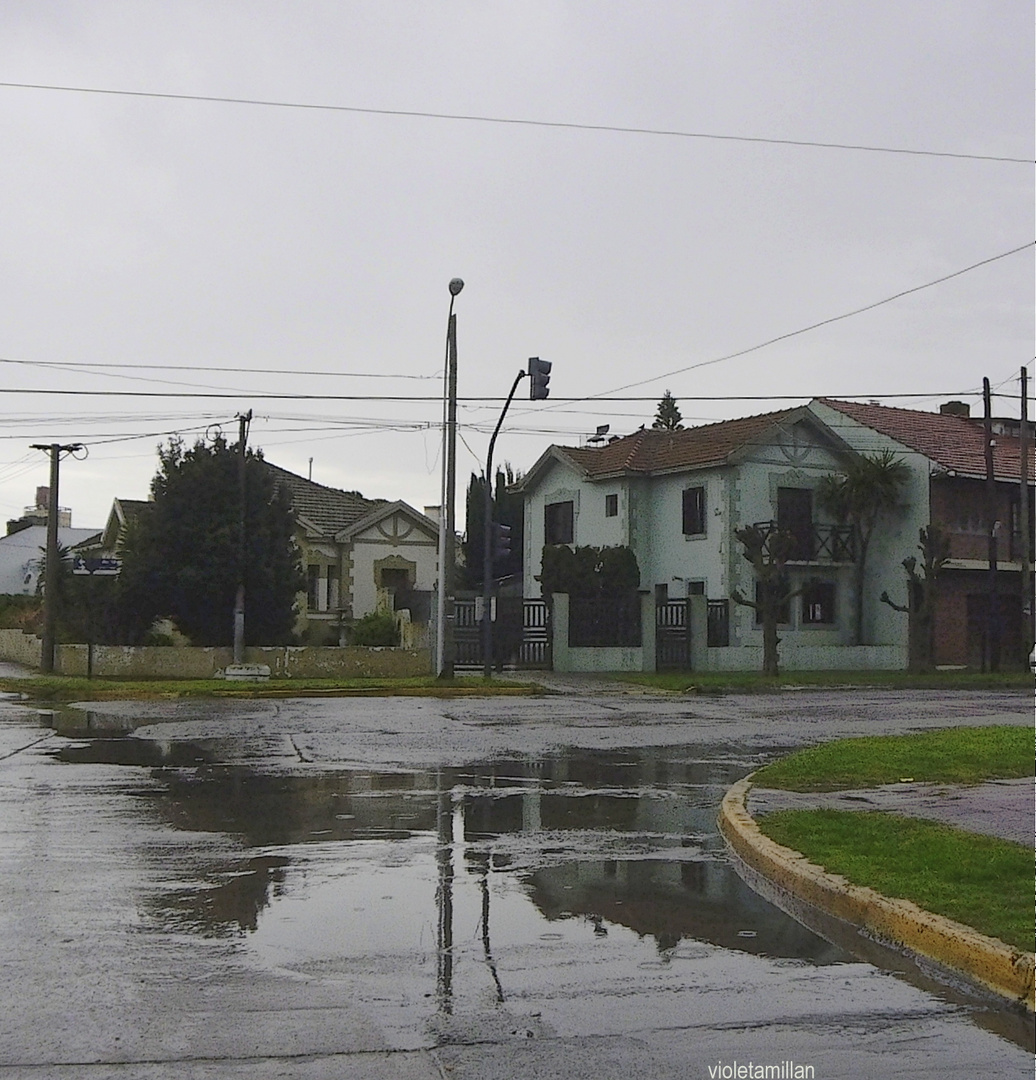 LLUVIA EN MI BARRIO