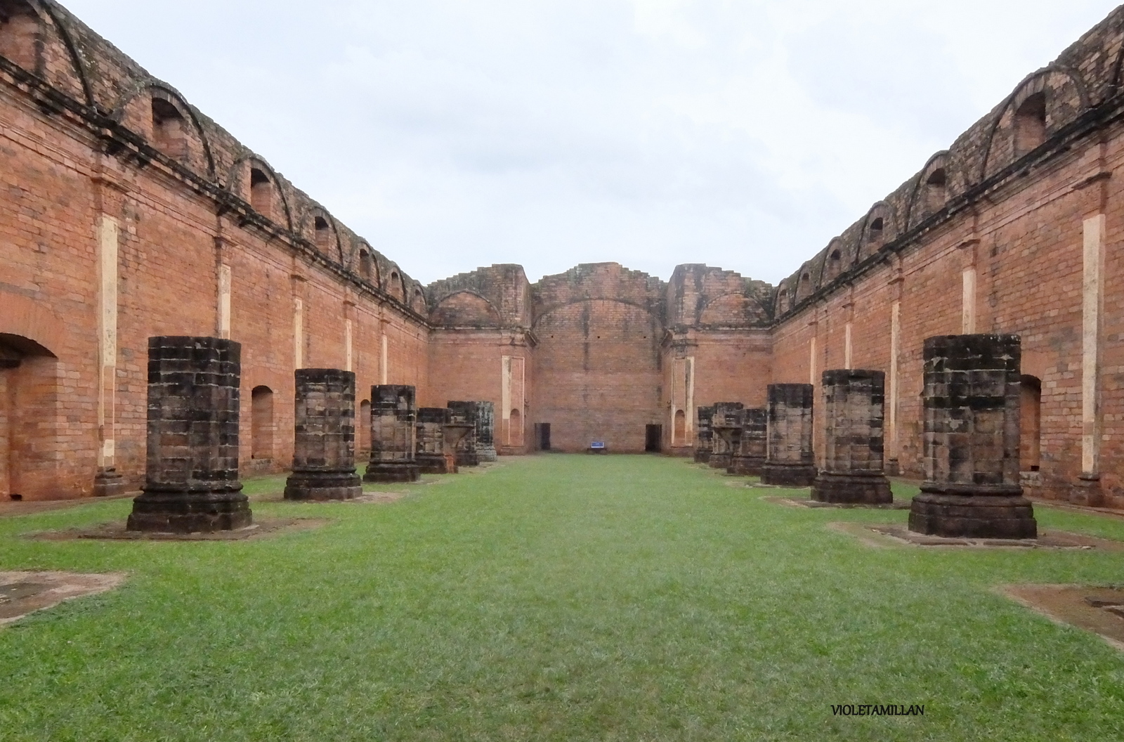 LO QUE FUE LA IGLESIA DE STA TRINIDAD,PARAGUAY