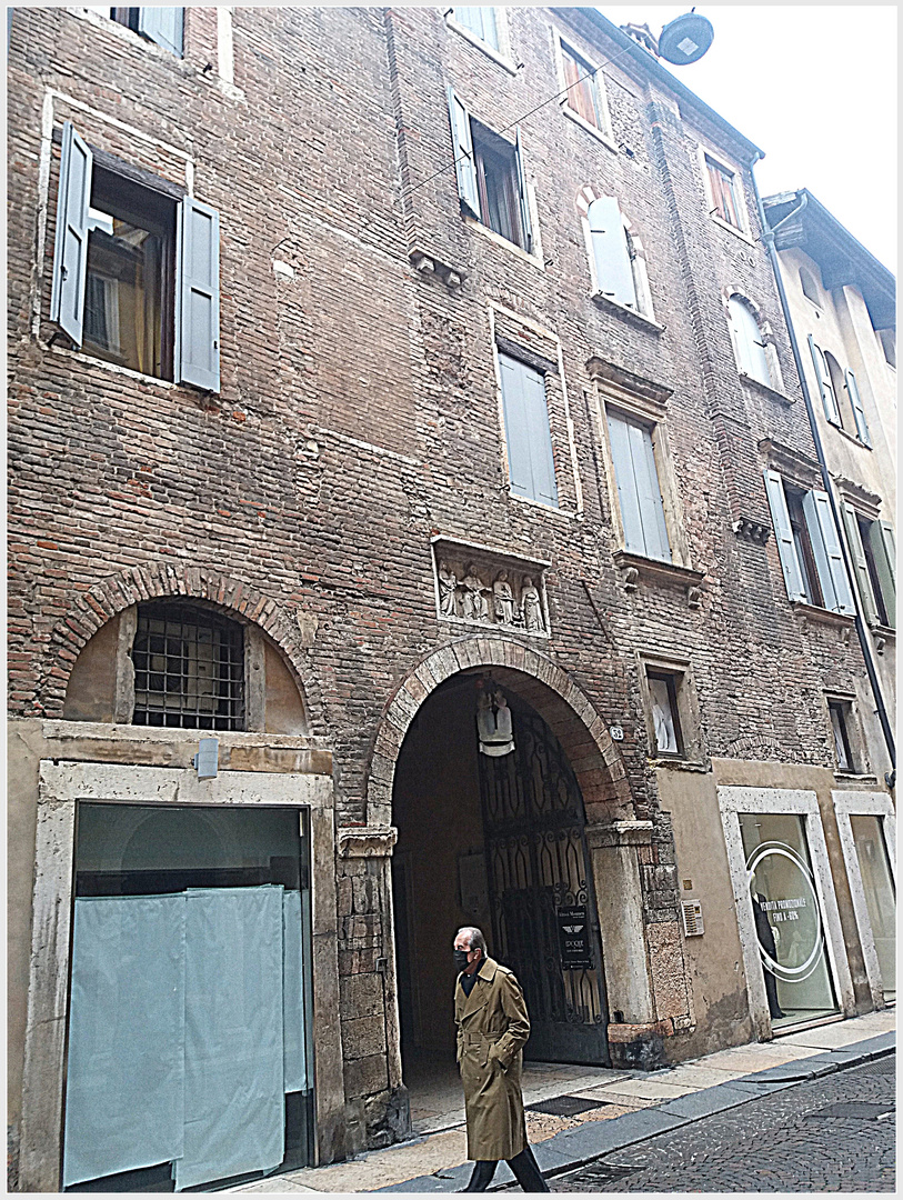 "lo stal delle vecie"...Verona dai mille stili architettonici!...