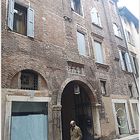 "lo stal delle vecie"...Verona dai mille stili architettonici!...